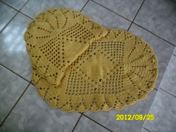 oval amarelo