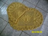 oval amarelo